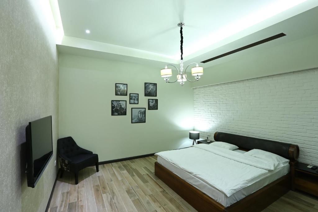 Отель Ibiza Hotel Ереван