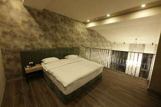 Отель Ibiza Hotel Ереван Двухуровневые апартаменты-3