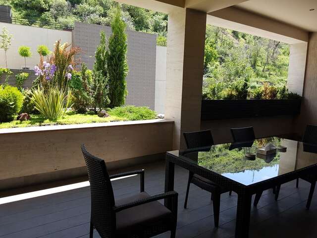 Отель Ibiza Hotel Ереван-37